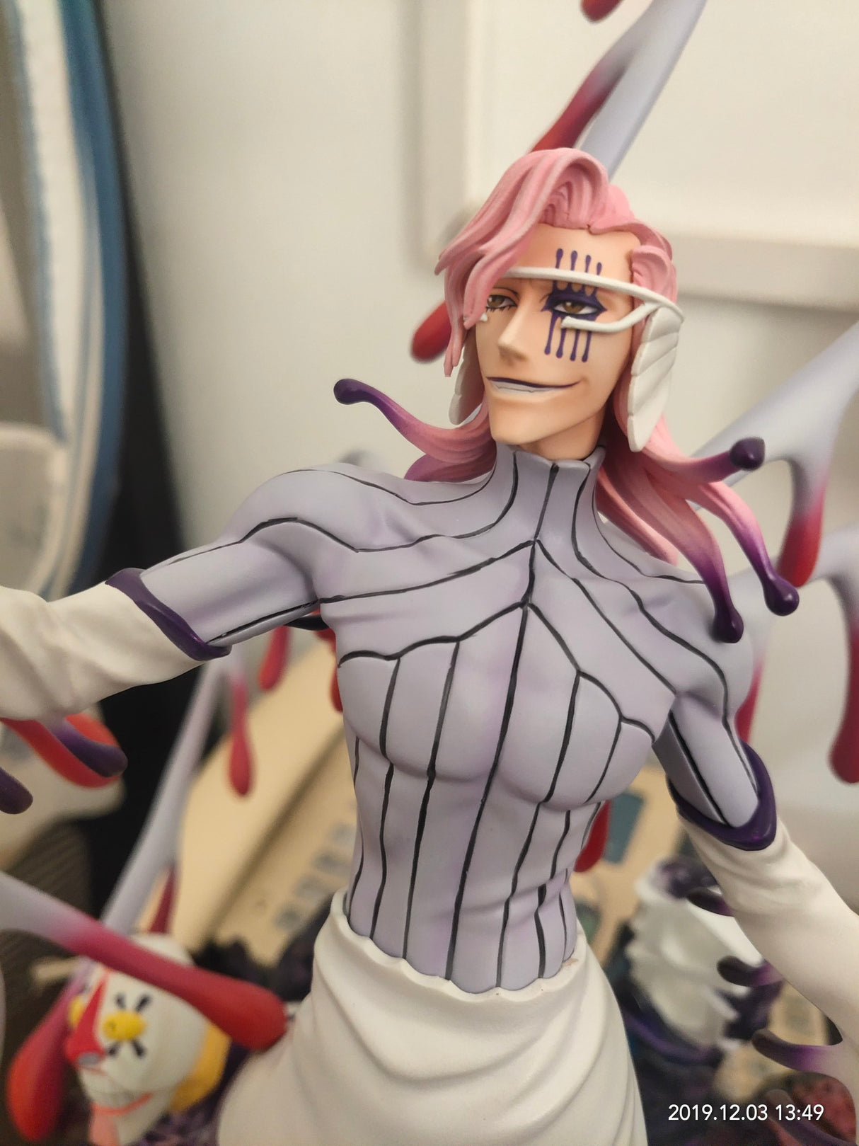 This figurine captures the magic of Szayel Aporro Granz. If you're looking for more Bleach merch, we have it all! Check out our anime merch now—free shipping!