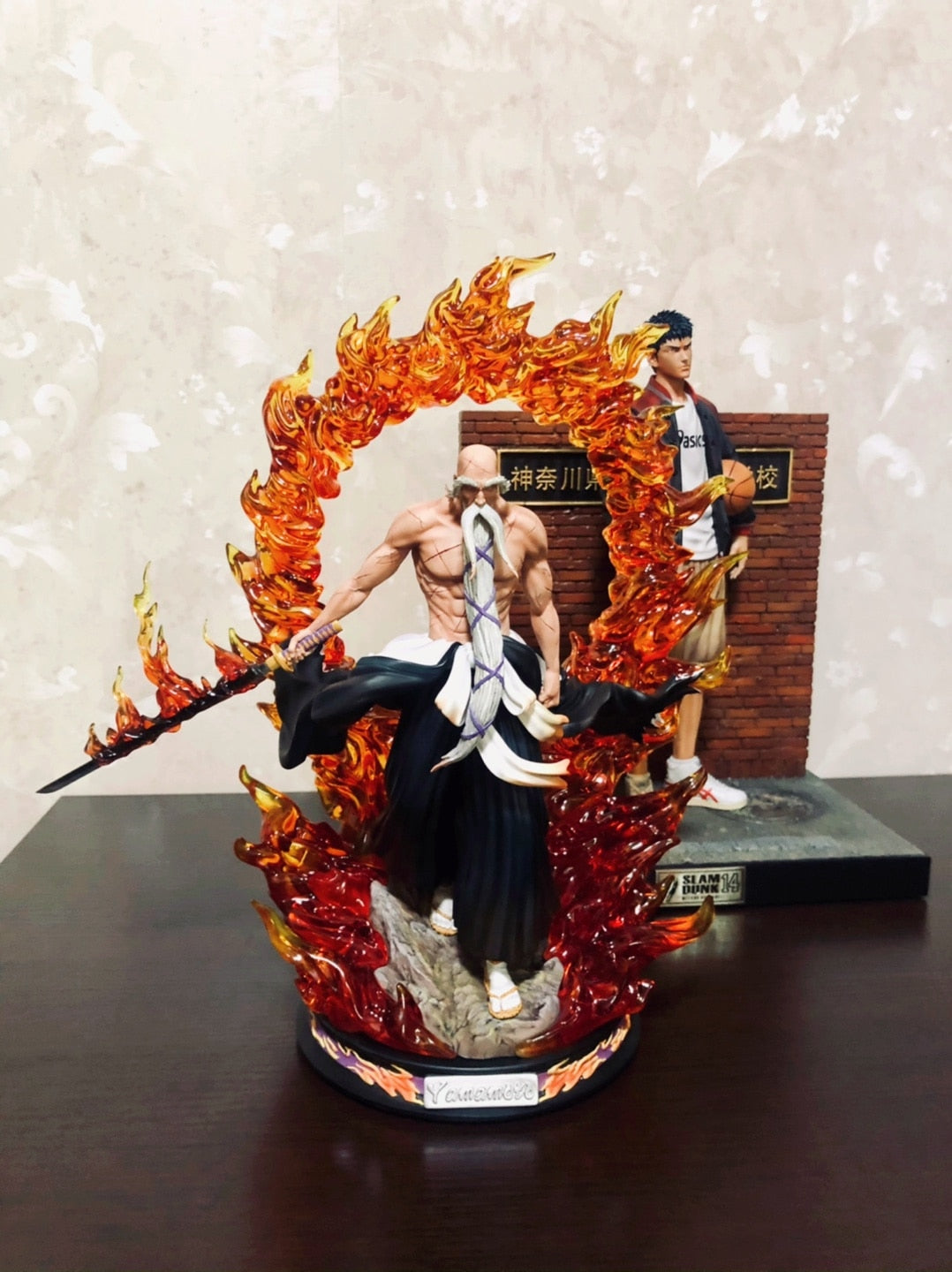 This figurine captures the magic of Shigekuni Yamamoto . If you're looking for more Bleach merch, we have it all! Check out our anime merch now—free shipping!
