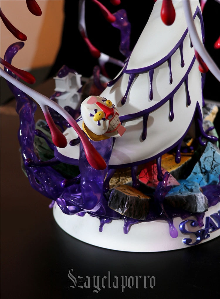 This figurine captures the magic of Szayel Aporro Granz. If you're looking for more Bleach merch, we have it all! Check out our anime merch now—free shipping!