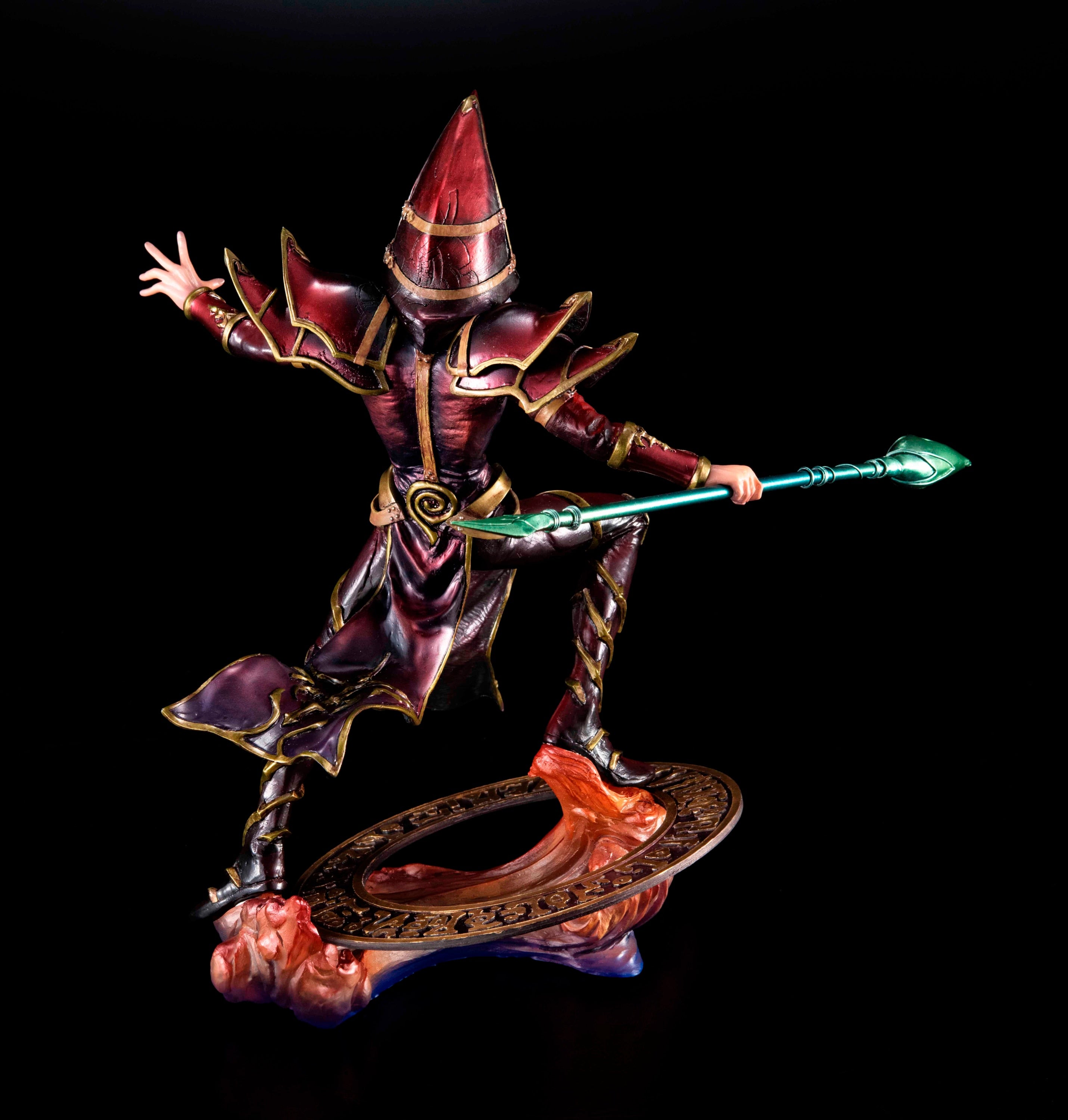 This figurine captures the magic of Black Magician. If you're looking for more Yu-Gi-Oh merch, we have it all! Check out our anime merch now—free shipping!