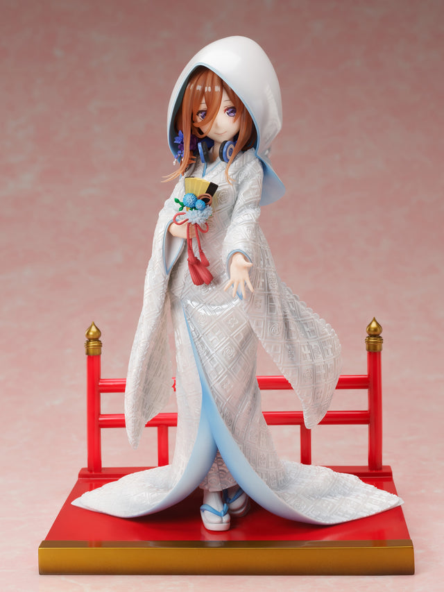 This figurine captures the magic of Miku. If you're looking for more The Quintessential merch, we have it all! Check out our anime merch now—free shipping!