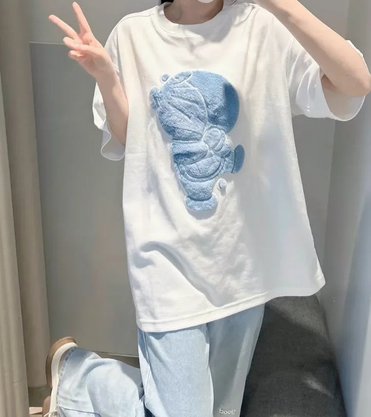 This tee captures the magic of Doraemon. If you're looking for more Doraemon merch, we have it all! Check out our anime merch now—free shipping!