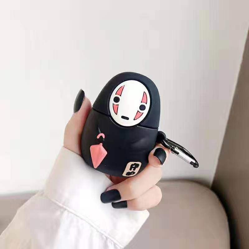 This airpods case captures the magic of No-Face. If you're looking for more Spirited Away merch, we have it all! Check out our anime merch now—free shipping!
