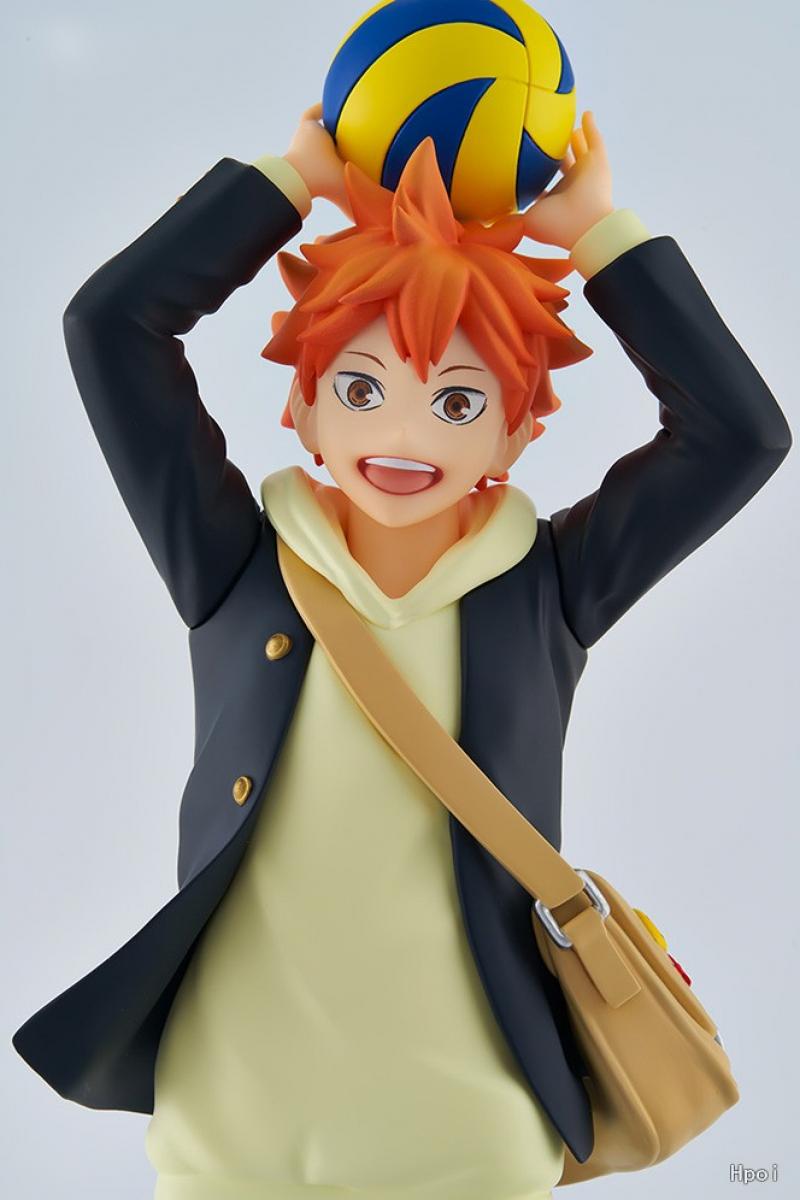 This figurine captures the magic of Shōyō Hinata. If you're looking for more Haikyuu!! merch, we have it all! Check out our anime merch now—free shipping!