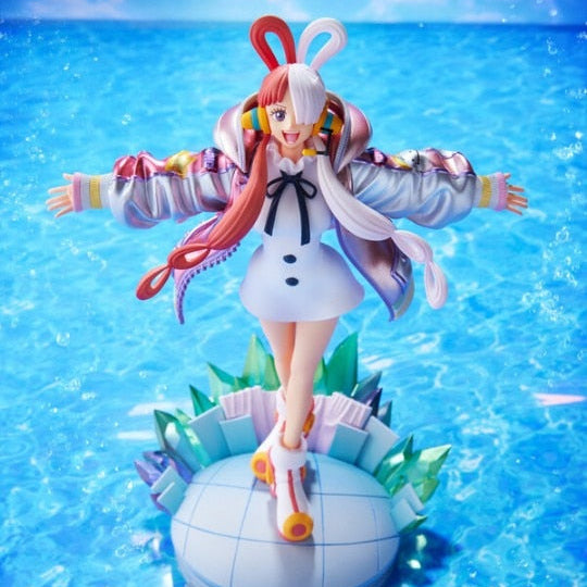 This figurine captures the magic of Uta. If you're looking for more One Piece merch, we have it all! Check out our anime merch now—free shipping!