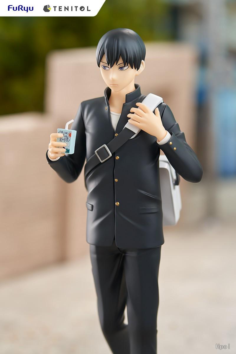This figurine captures the magic of Tobio Kageyama. If you're looking for more Haikyuu!! merch, we have it all! Check out our anime merch now—free shipping!