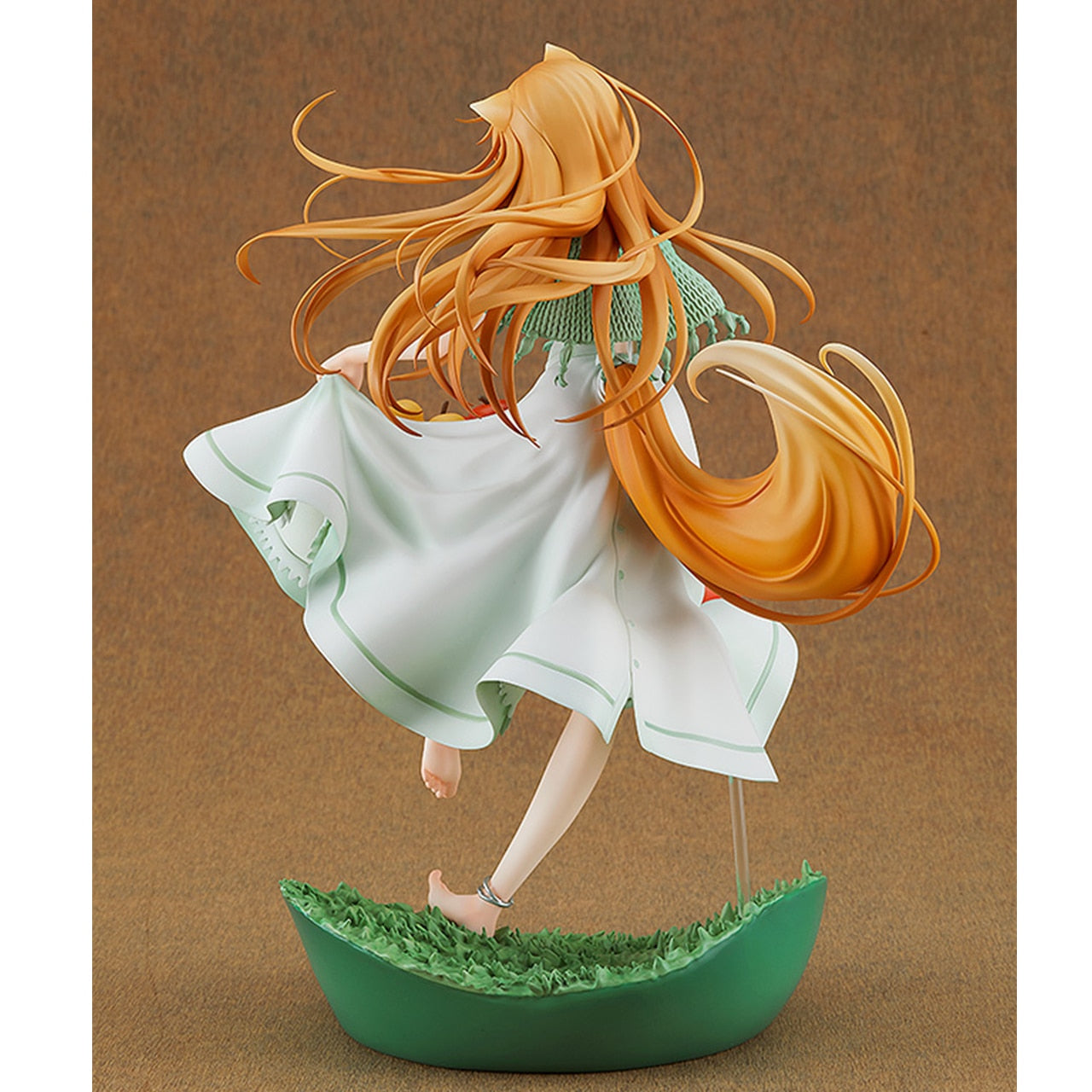 This figurine captures the magic of Holo. If you're looking for more Spice and Wolf merch, we have it all! Check out our anime merch now—free shipping!