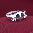 This ring captures the charm of Toilet-Bound Hanako-kun. Want more Hanako-kun merch? We’ve got it all—shop now and enjoy free shipping on everything!