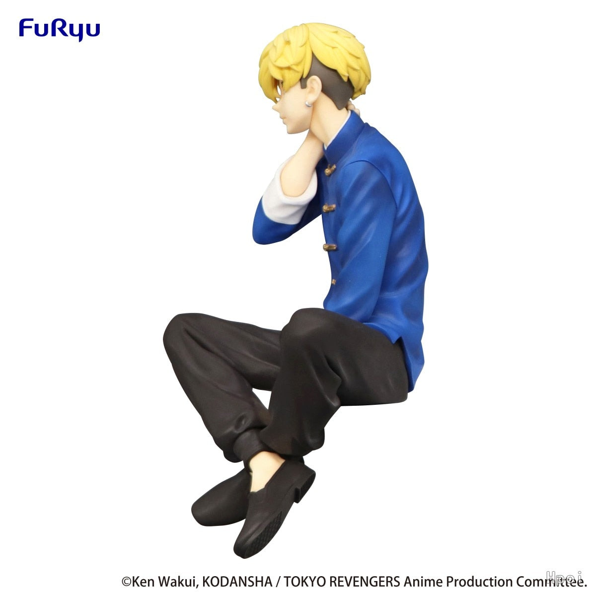 This figurine captures the magic of Chifuyu. If you're looking for more Tokyo Revengers merch, we have it all! Check out our anime merch now—free shipping!