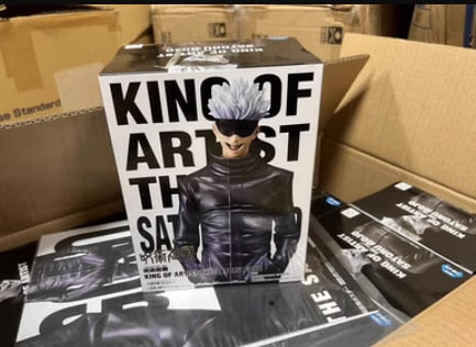 This figurine captures the magic of Gojo Satoru. If you're looking for more Jujutsu Kaisen merch, we have it all! Check out our anime merch now—free shipping!