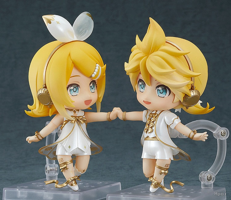 This figurine captures the magic of Kagamine Twins. If you're looking for more Vocaloid merch, we have it all! Check out our anime merch now—free shipping!