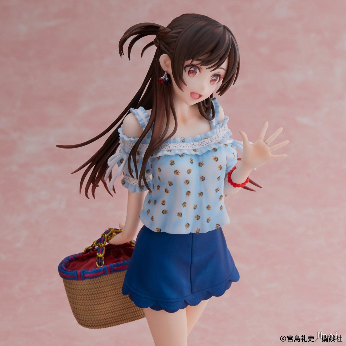 This figurines immerse Chizuru a dynamic pose that reflects her lively personality. If you are looking for more Rent-A-Girlfriend Merch, We have it all! | Check out all our Anime Merch now!