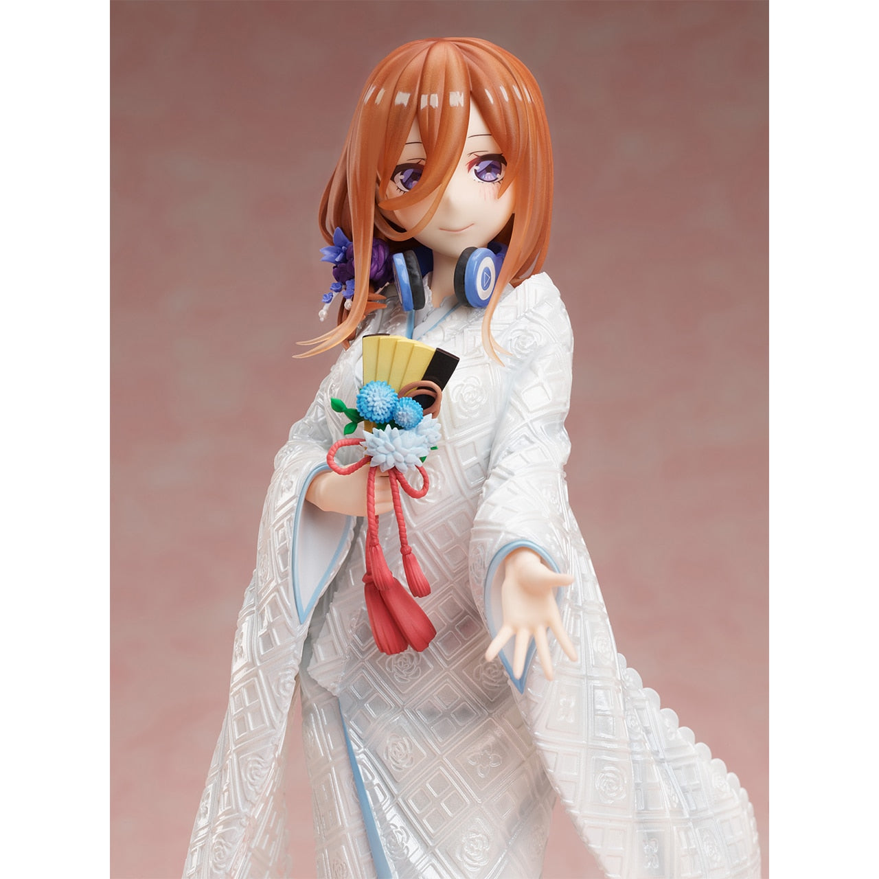 This figurine captures the magic of Miku. If you're looking for more The Quintessential merch, we have it all! Check out our anime merch now—free shipping!