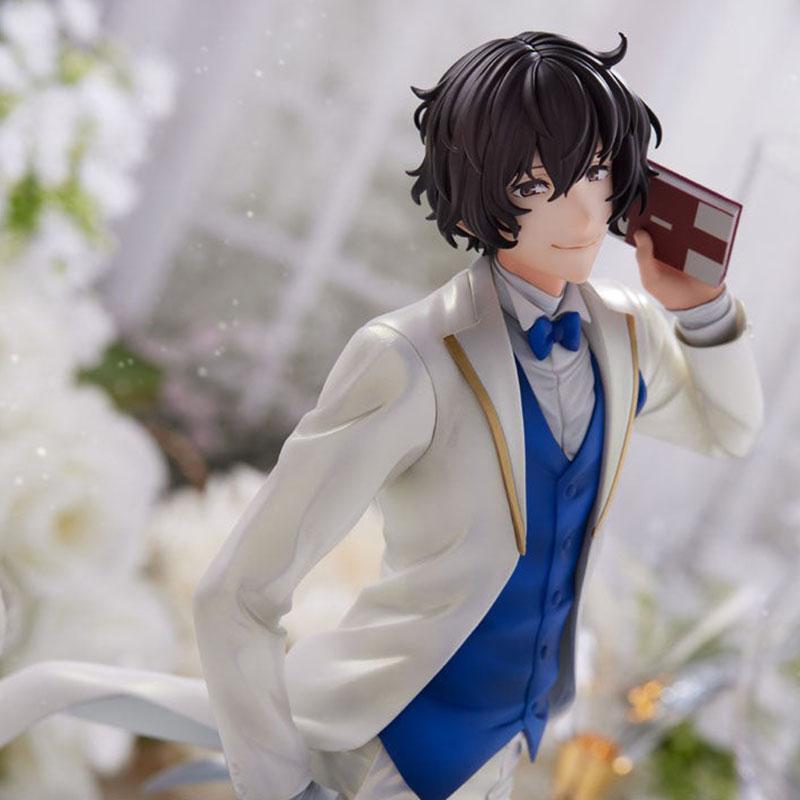 This figurine captures the essence of Dazai & Nakahara in the midst of their playful. If you are looking for more Bungo Stray Dogs Merch, We have it all! | Check out all our Anime Merch now!