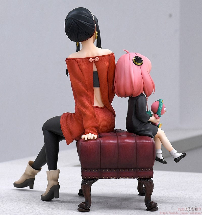 This figurine captures the magic of Anya & Yor. If you're looking for more Spy X Family merch, we have it all! Check out our anime merch now—free shipping!