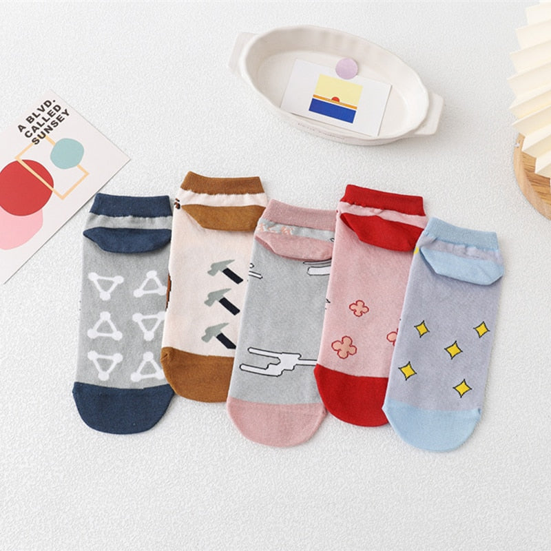These socks bring the world of Jujutsu Kaisen to life. For more Jujutsu Kaisen merch, explore our anime store now—free shipping on everything!