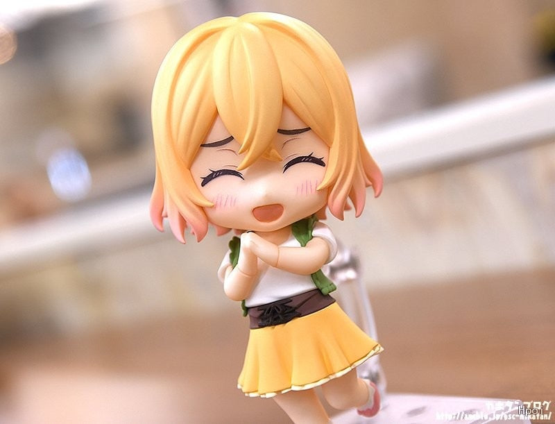 Admire the Mami figurine, highlighted by her unique fashion & cheerful demeanor. If you are looking for more Rent-A-Girlfriend Merch, We have it all! | Check out all our Anime Merch now!