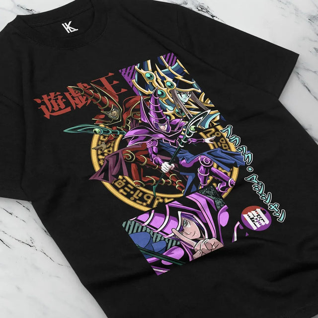 Immerse yourself in this striking Mago Oscuro Tee, perfect for anime fans. Looking for more Yu-Gi-Oh merch? Explore our full collection of anime merch now!