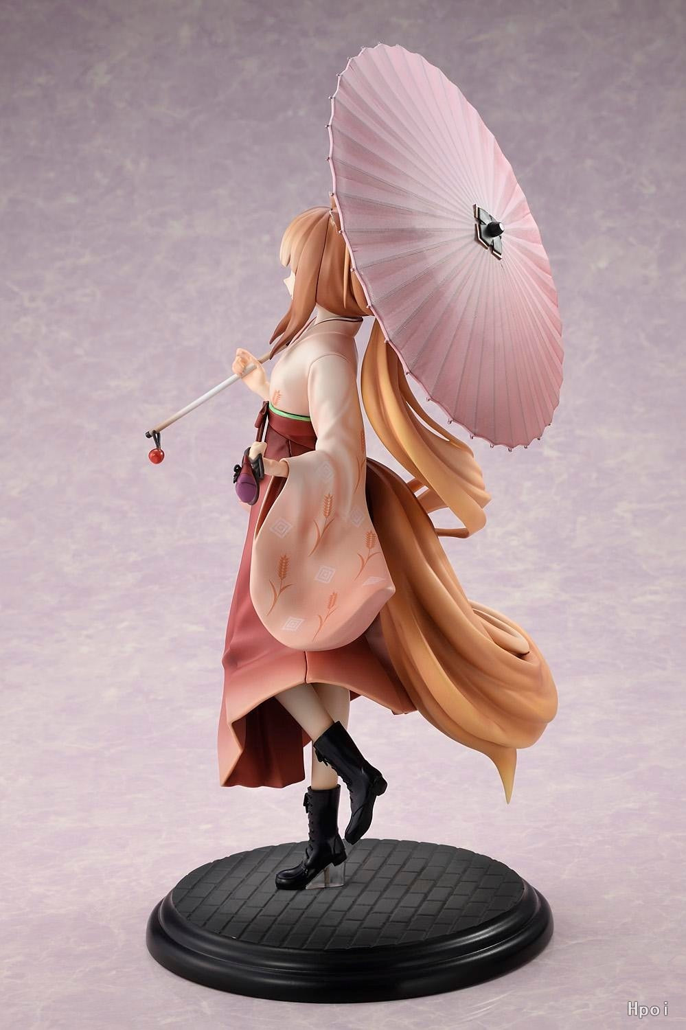 Limited Edition Holo Figure from Spice and Wolf