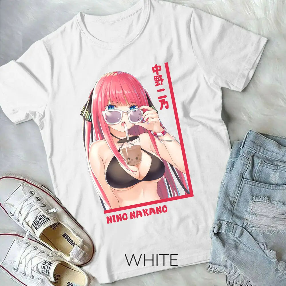 Here at Everythinganimee we have the best anime shirts in the world.
Show off your love for Nino Nakano with this stylish tee, featuring her sipping on bubble tea in a laid-back and summery vibe. Perfect for fans who adore her confident style, this design captures the essence of a carefree day.