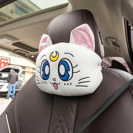 Immerse yourself in this Artemis car plushies, perfect for anime fans. Looking for more Sailor Moon merch? Explore our full collection of anime merch now!