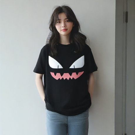 This tee captures the magic of Gastly. If you're looking for more Pokemon merch, we have it all! Check out our anime merch now—free shipping!