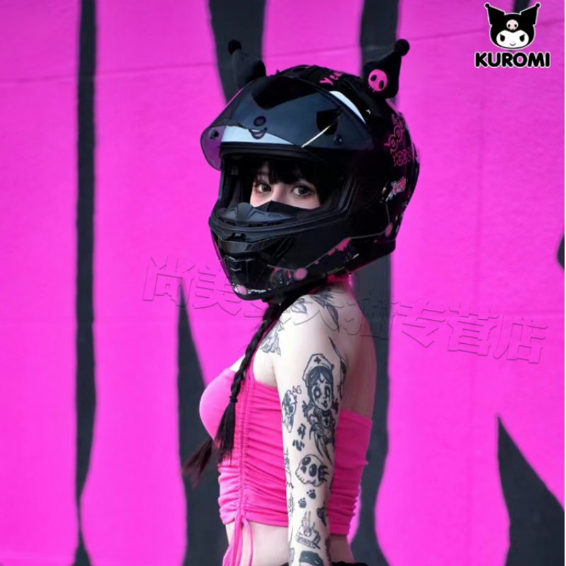 This helmet is designed to provide comfort and protection for all your journeys. | If you are looking for more Hello Kitty, We have it all! | Check out all our Anime Merch now!